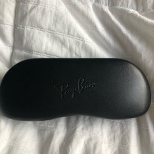 Eye glass case